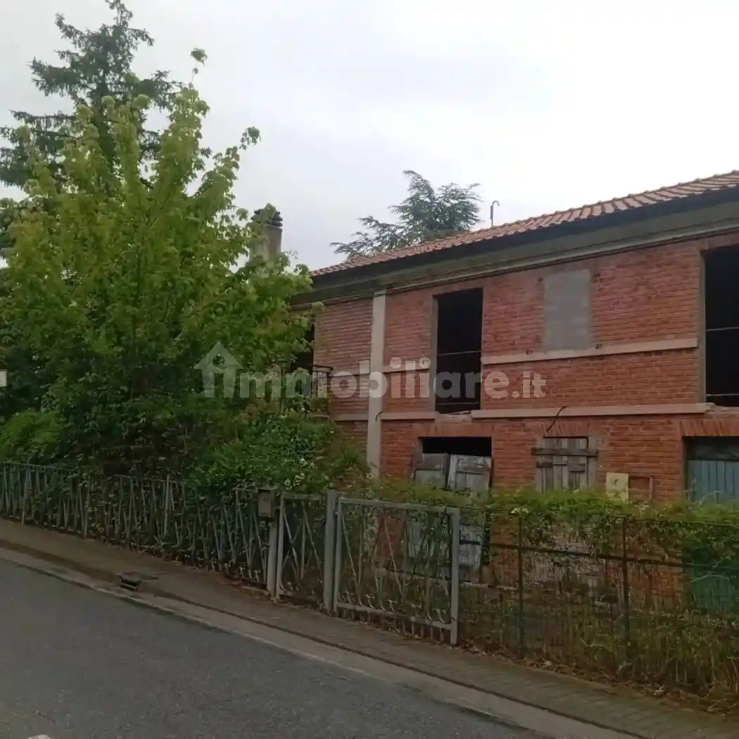 Rustico - Casale in vendita a Belvedere Ostrense