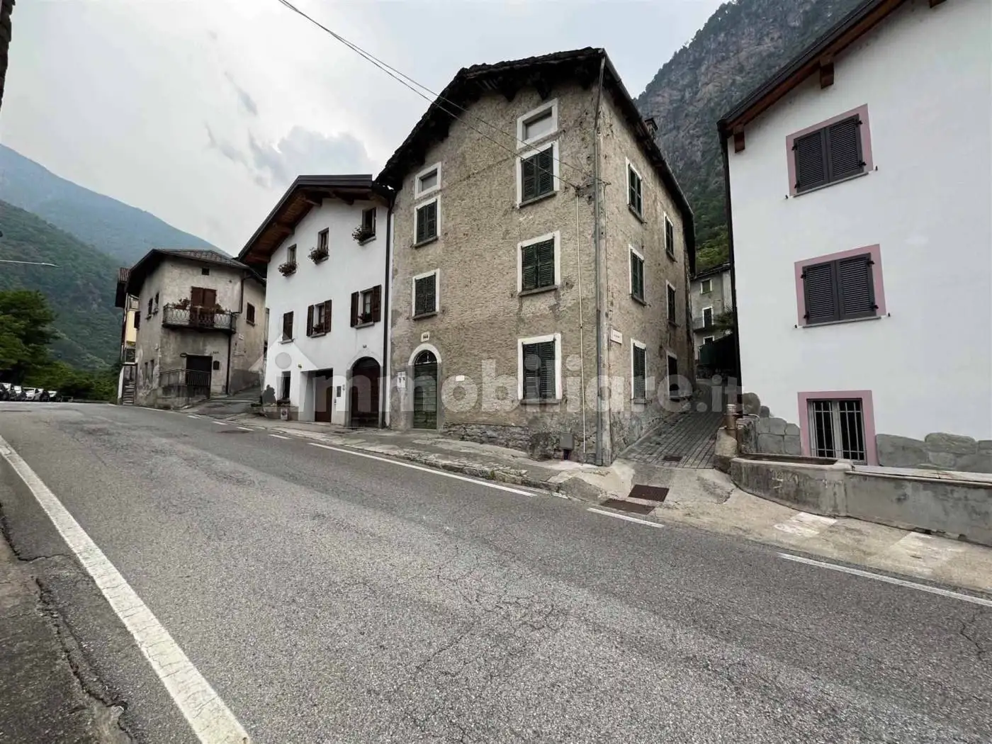 Casa indipendente in vendita a Chiavenna