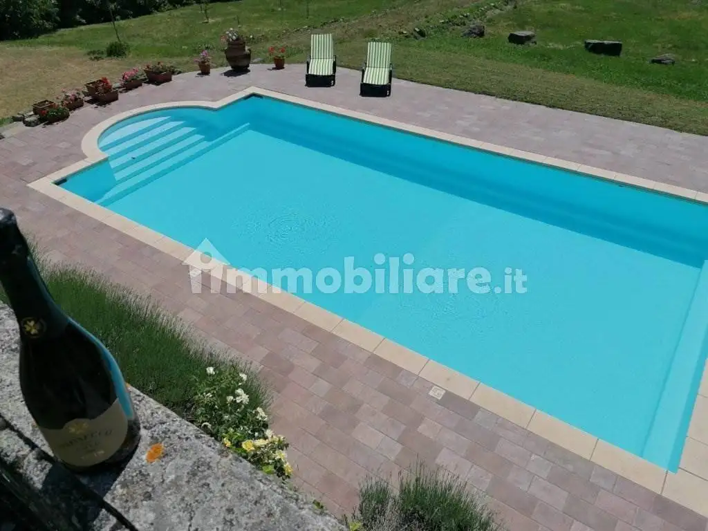Rustico, buono stato, 660 m², Centro, Caprese Michelangelo - foto 2