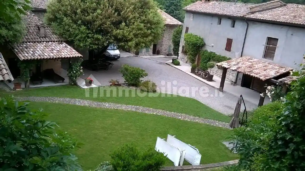 Villa in vendita a San Polo d'Enza