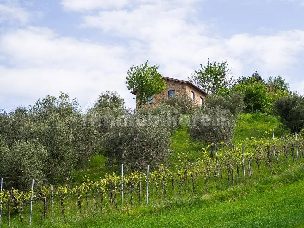 Terratetto unifamiliare Contrada Colvenale, Camporotondo di Fiastrone - foto 2