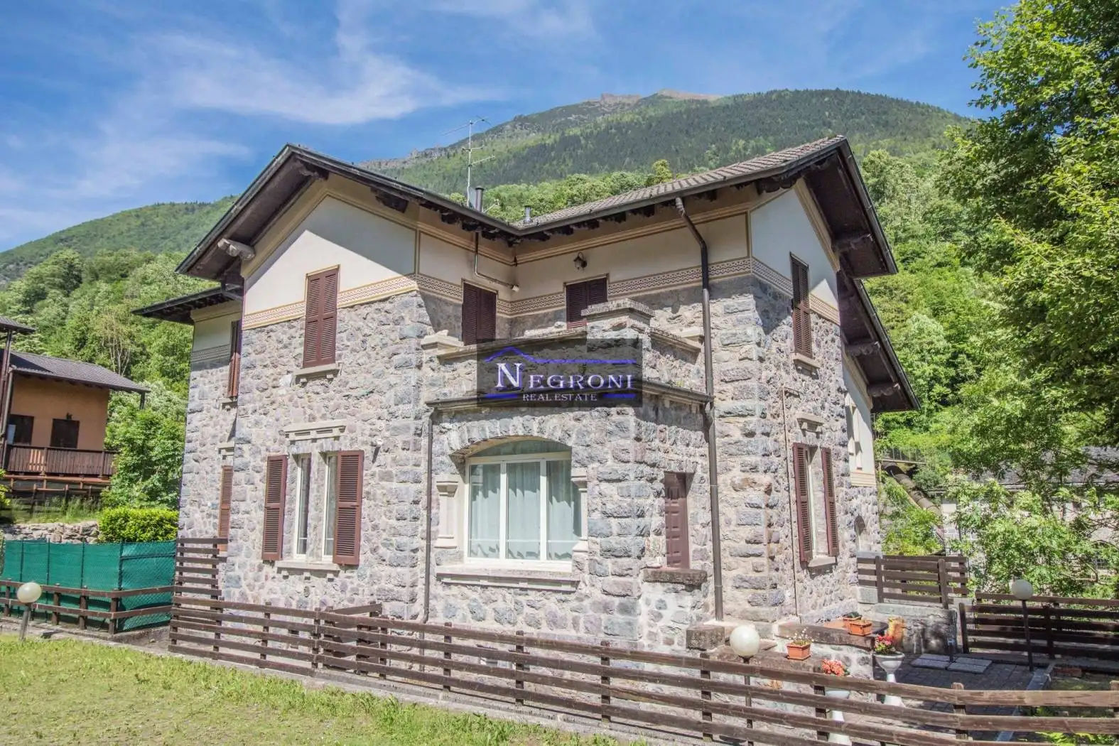 Appartamento in vendita a Gandellino