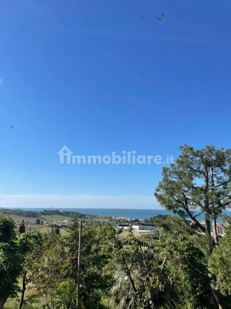 Appartamento in vendita a Ancona