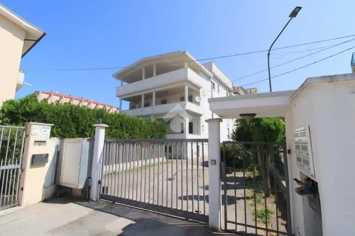 Bilocale via Mocenigo 87, Porto Turistico, Pescara - foto 2