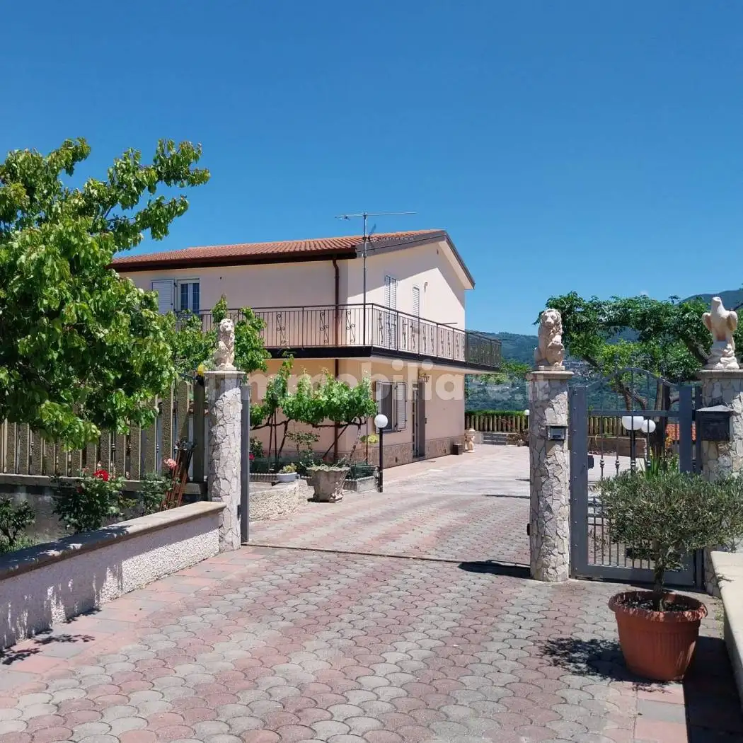 Villa unifamiliare Contrada Marina di Savuto, Cleto - foto 2