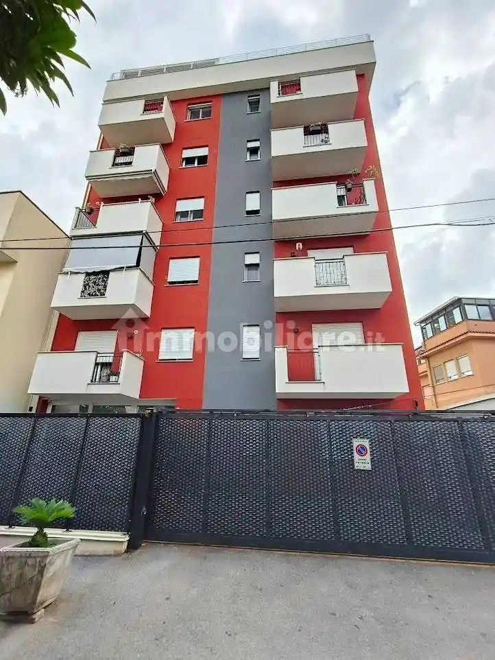 Appartamento in vendita a Palermo