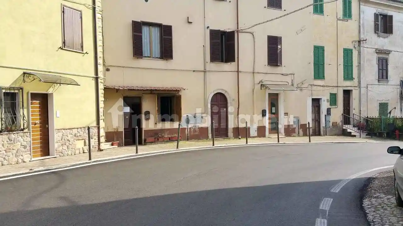 Appartamento in vendita a Montelanico