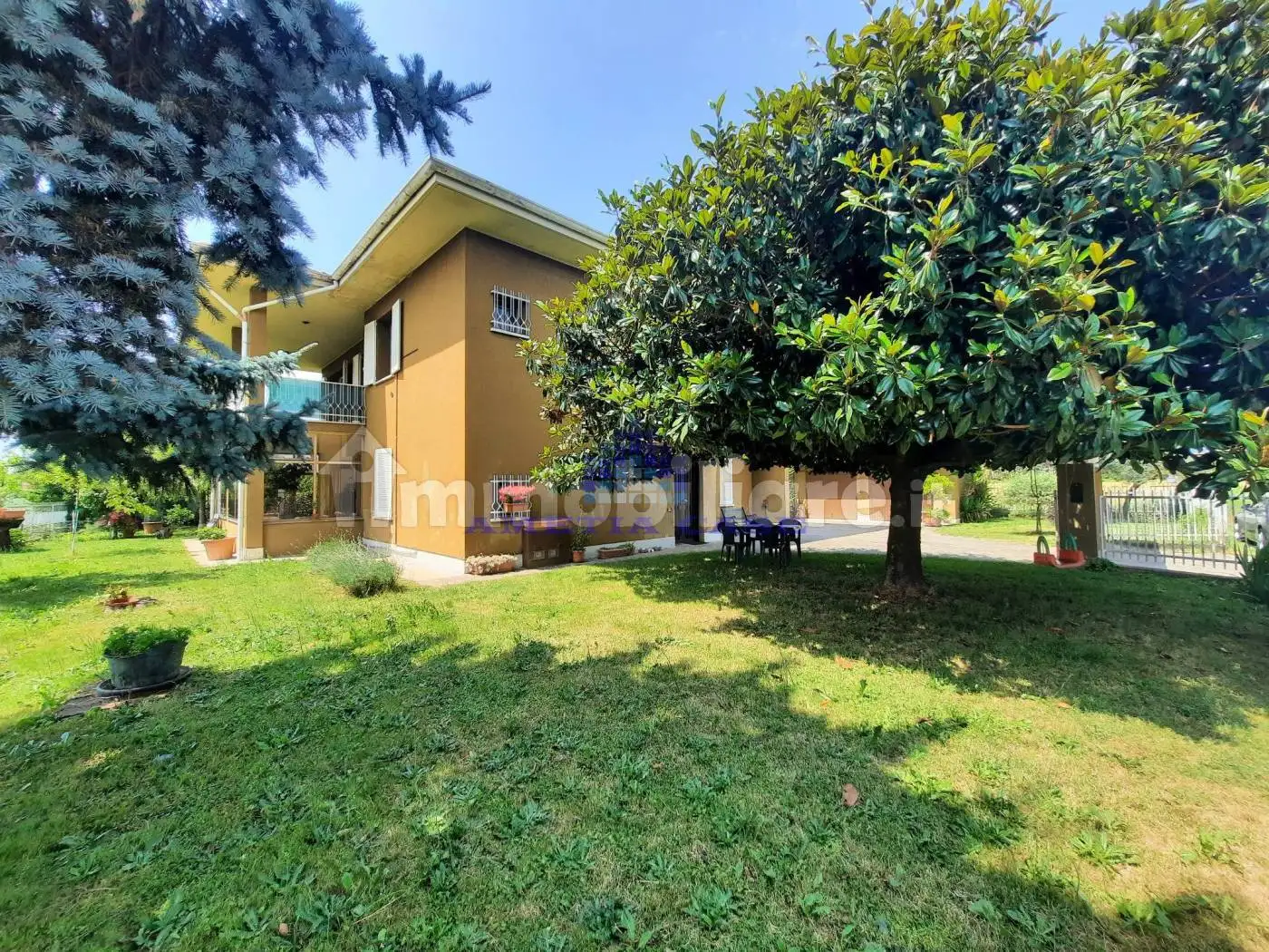 Villa in vendita a Verderio