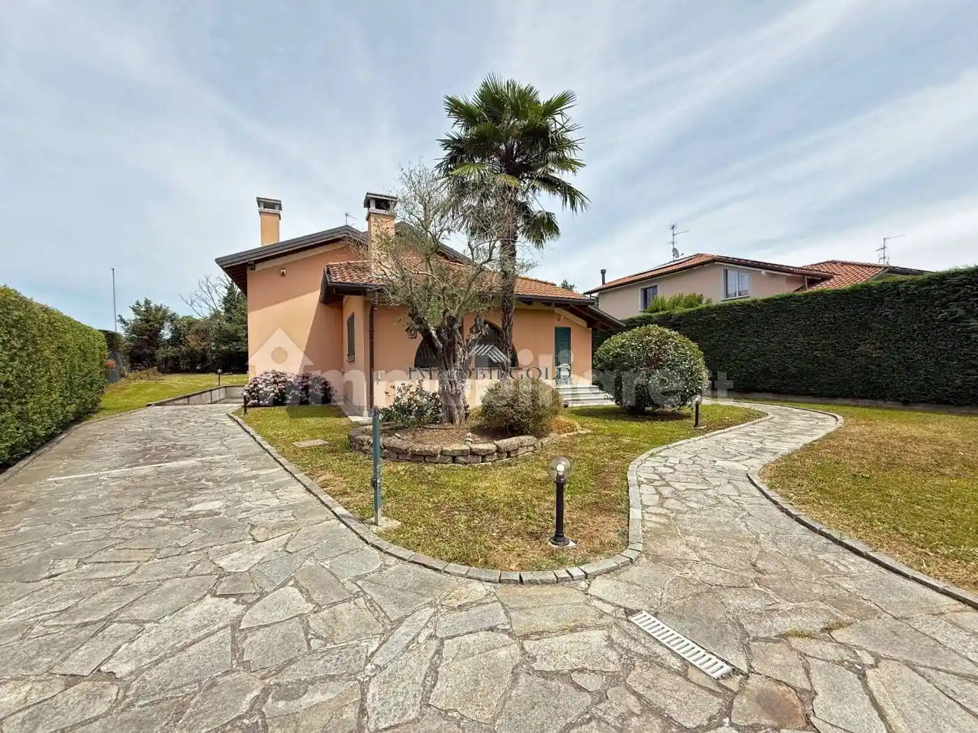 Villa in vendita a Abbiategrasso
