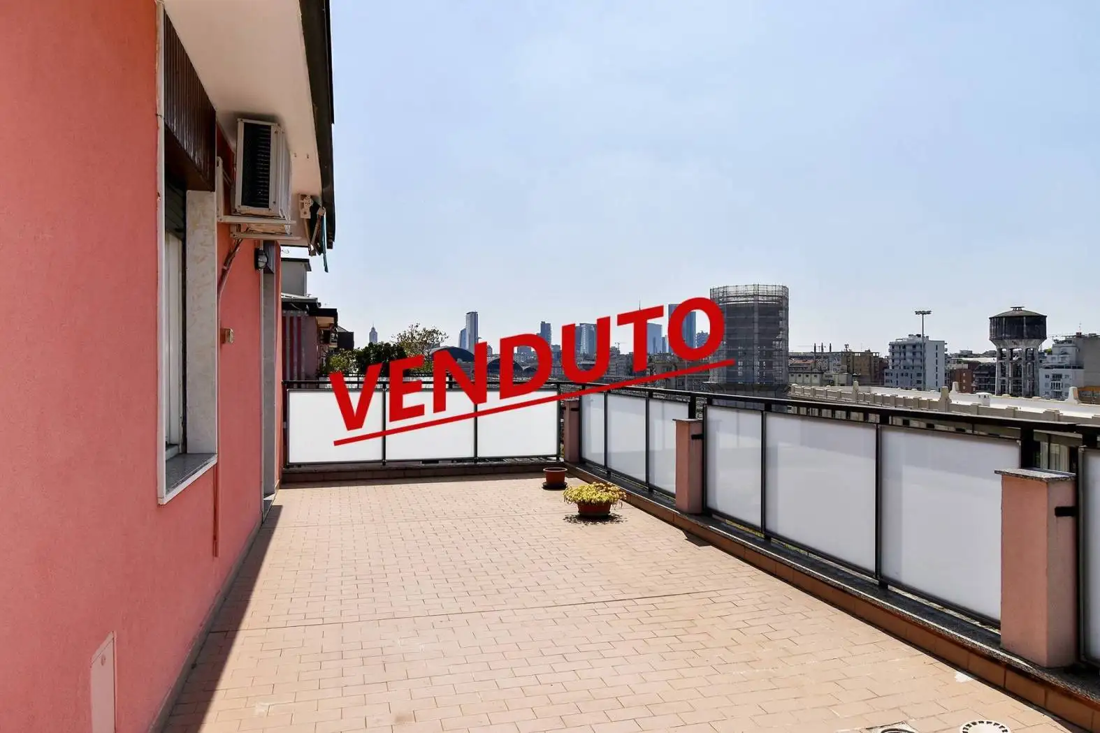 Penthouse - Attic in vendita a Milan
