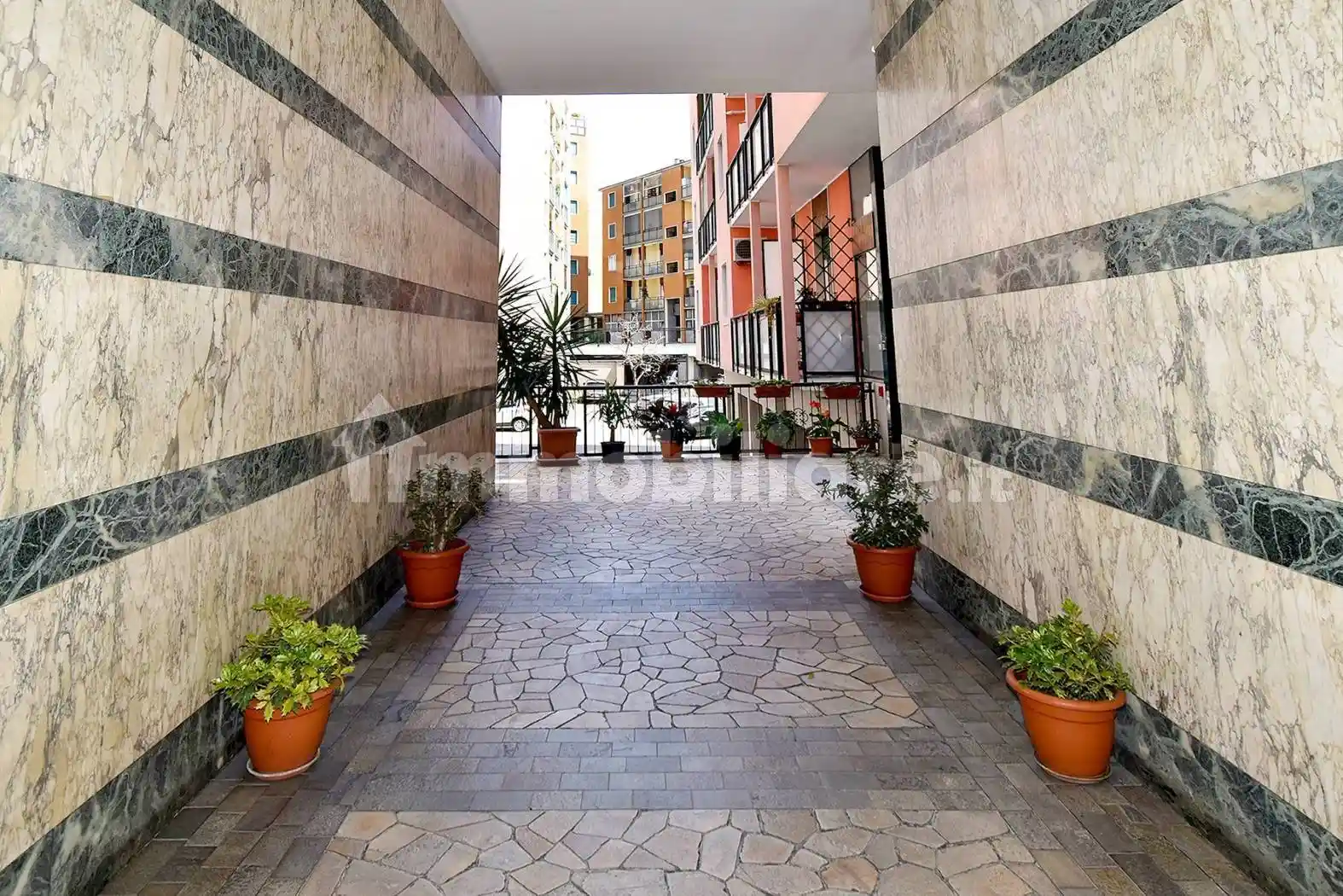 Attico via Ferrante Aporti 52, Rovereto, Milano - foto 2