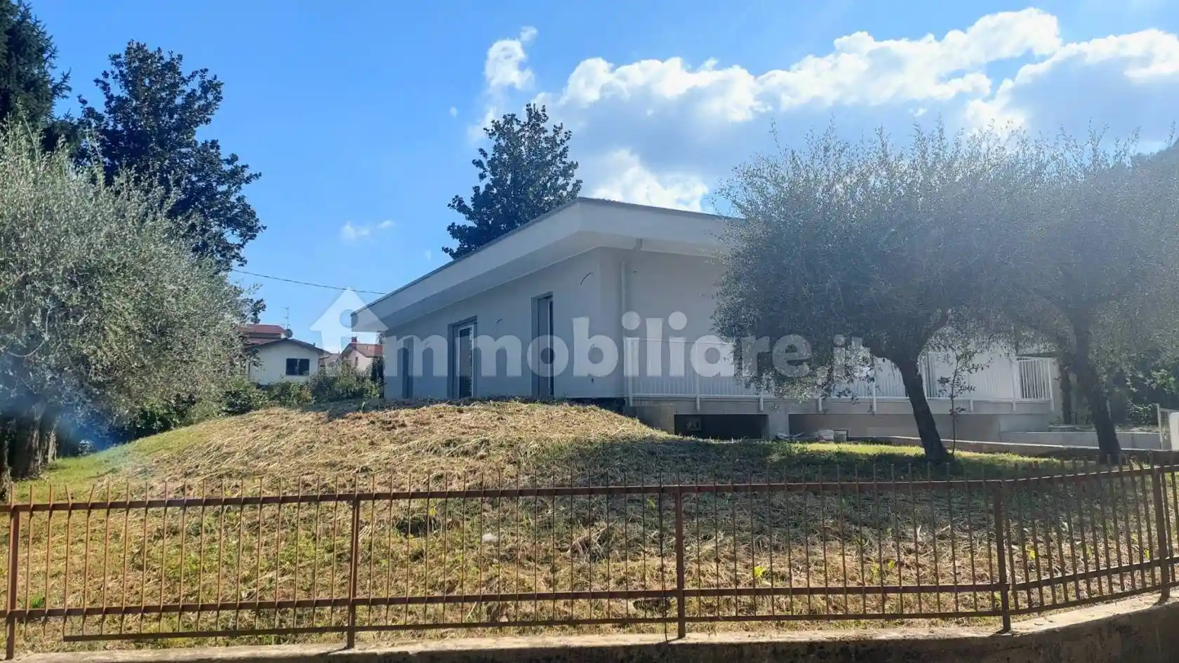Villa in vendita a Garlate