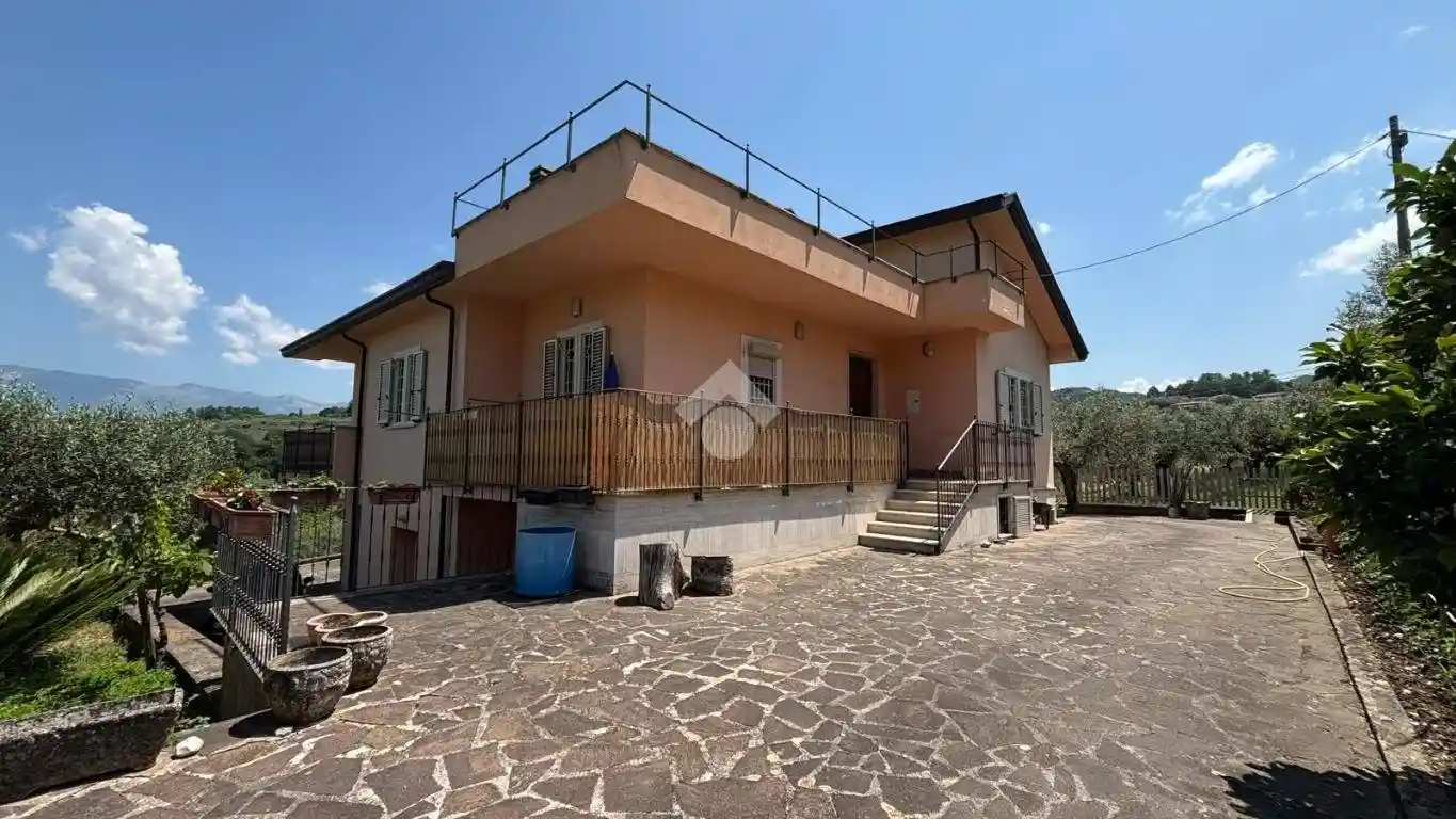 Villa in vendita a Arpino