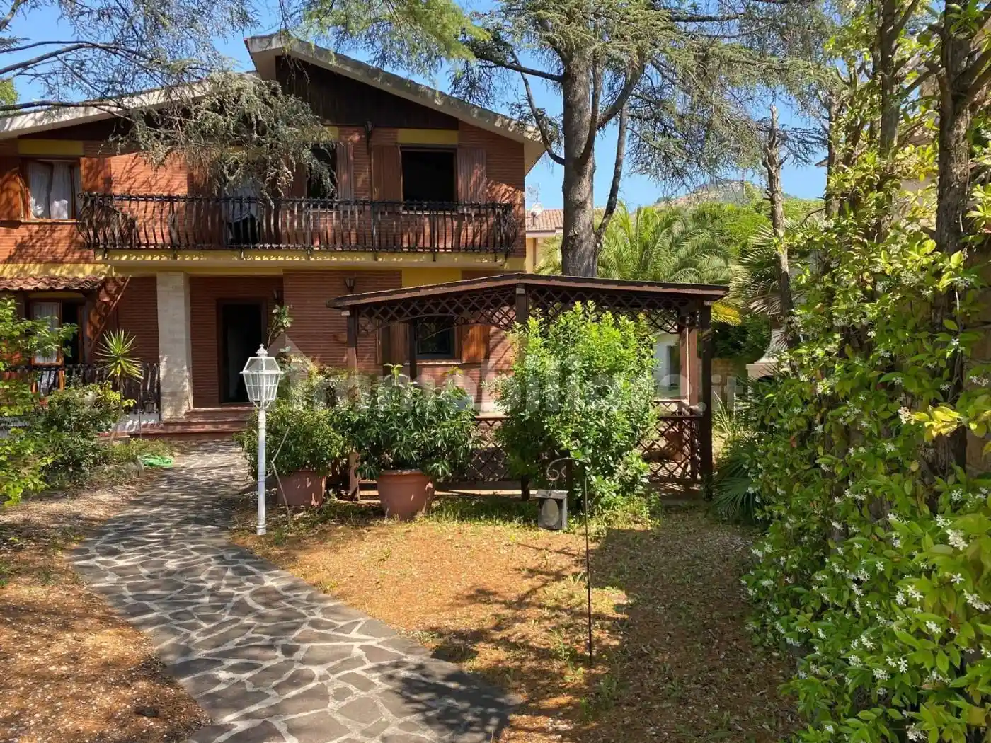 Villa in vendita a San Polo dei Cavalieri