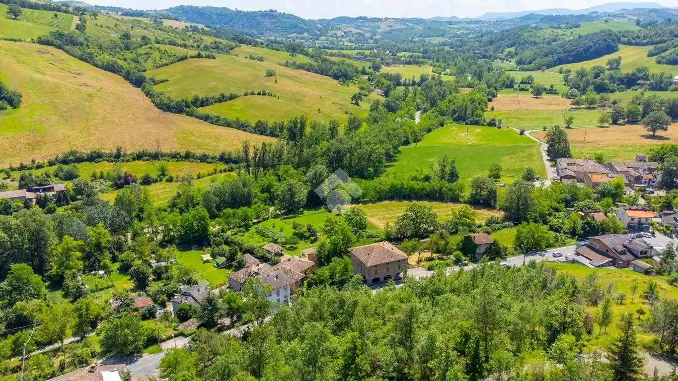 Rustico - Casale in vendita a Scandiano