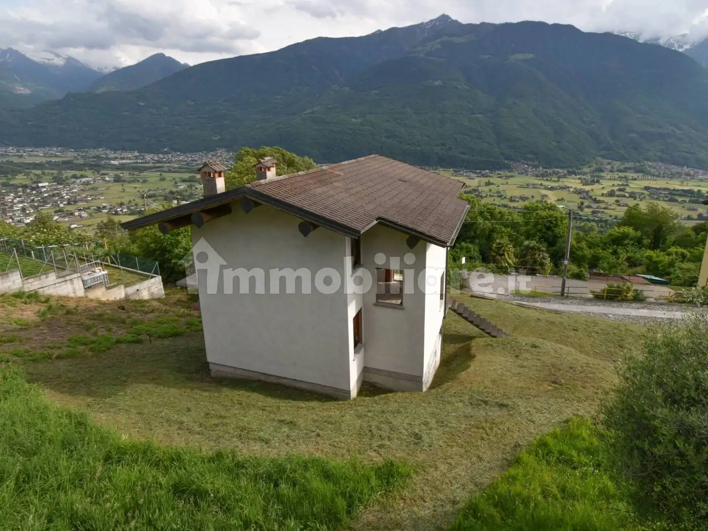 Villa in vendita a Cercino