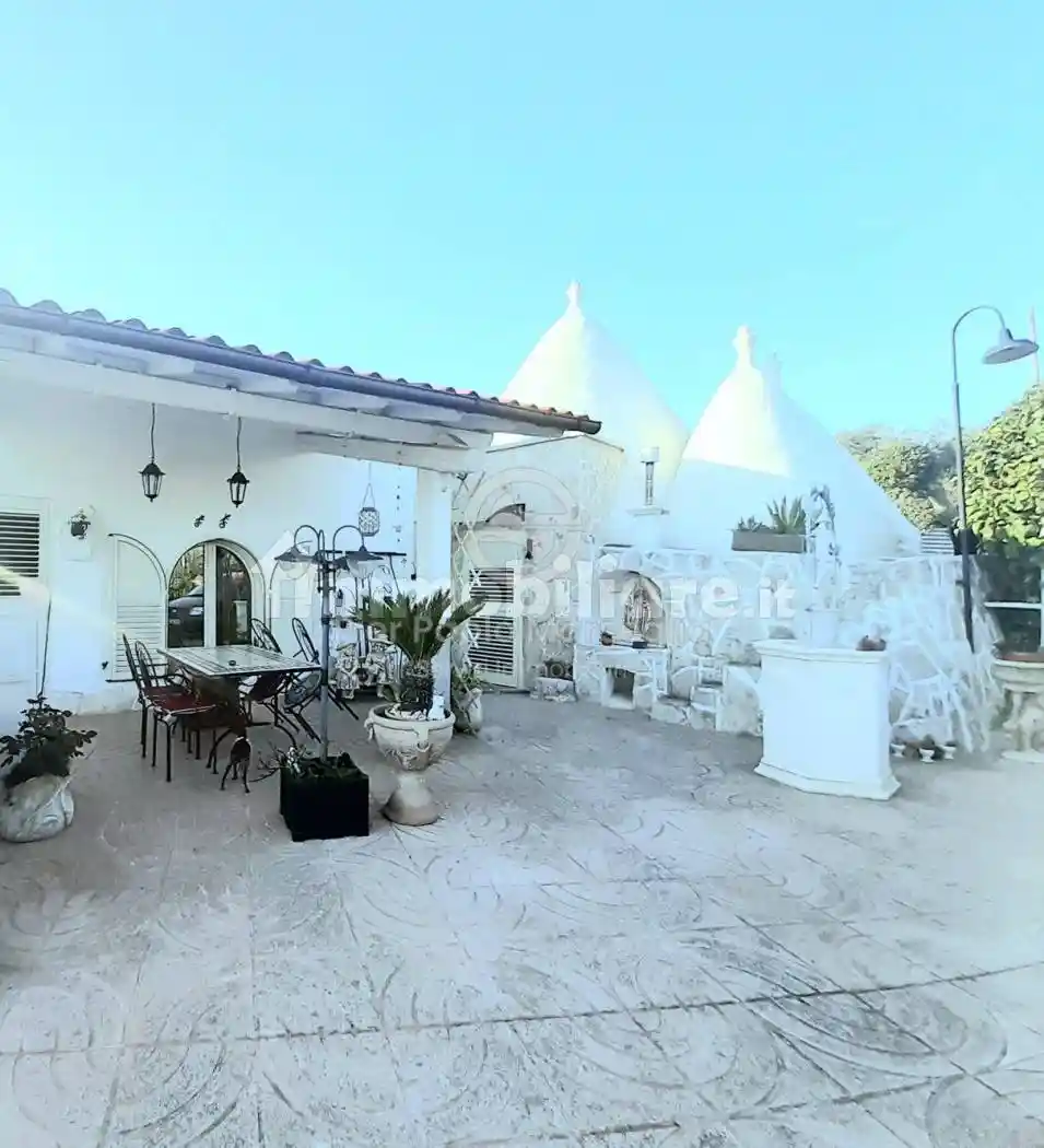 Rustico - Casale in vendita a Ostuni