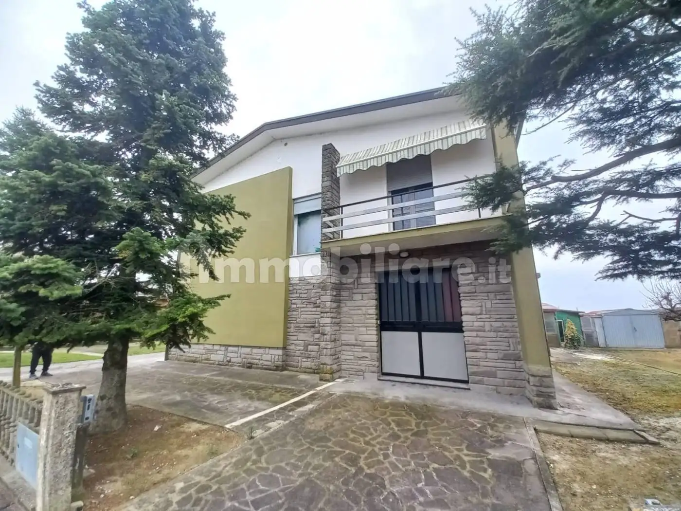 Villa in vendita a Medicina