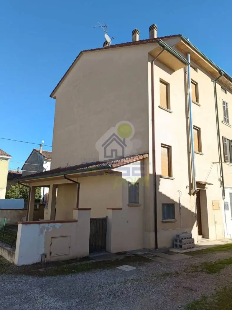 Casa indipendente in vendita a Cingia de' Botti