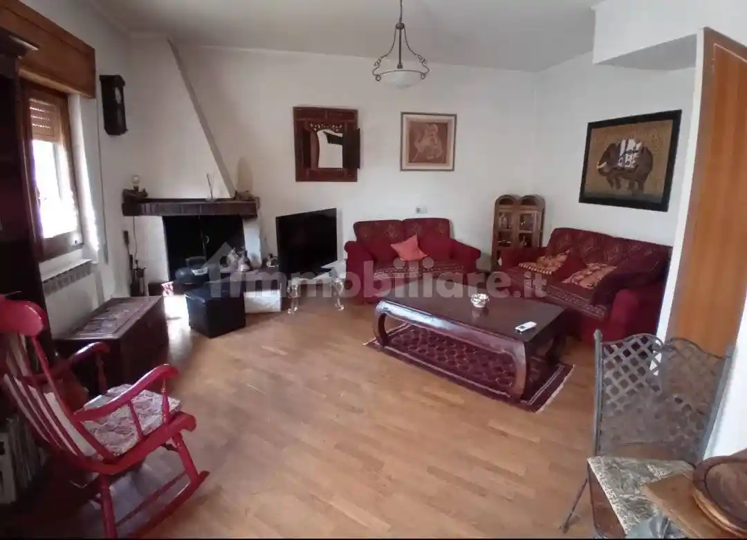 Villa a schiera via Tirso 27, Campo Ascolano - Villaggio Tognazzi, Pomezia - foto 3