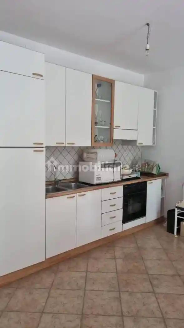 Appartamento in villa via Maragona 69, Torre de' Passeri - foto 3