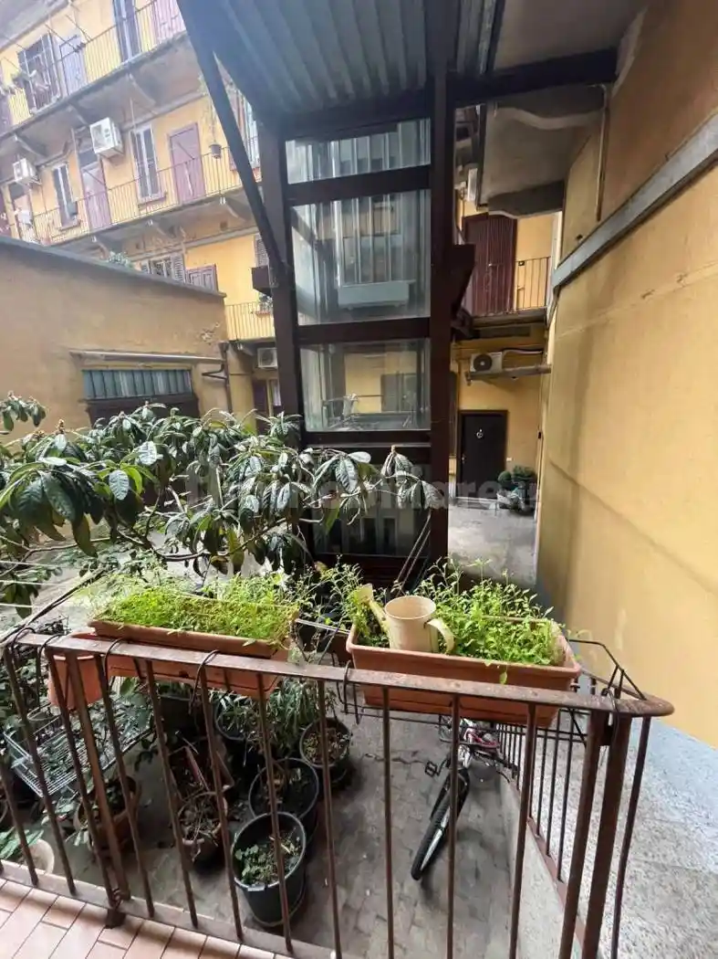 Bilocale via Luigi Porro Lambertenghi 3, Isola, Milano - foto 2