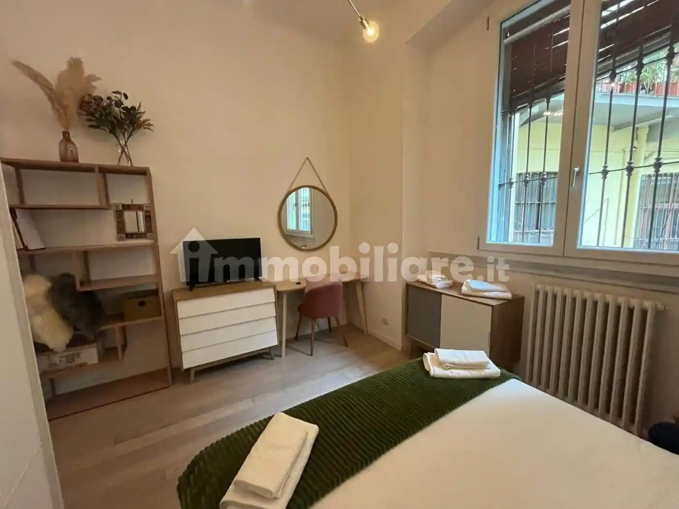 Bilocale via Luigi Porro Lambertenghi 3, Isola, Milano - foto 3