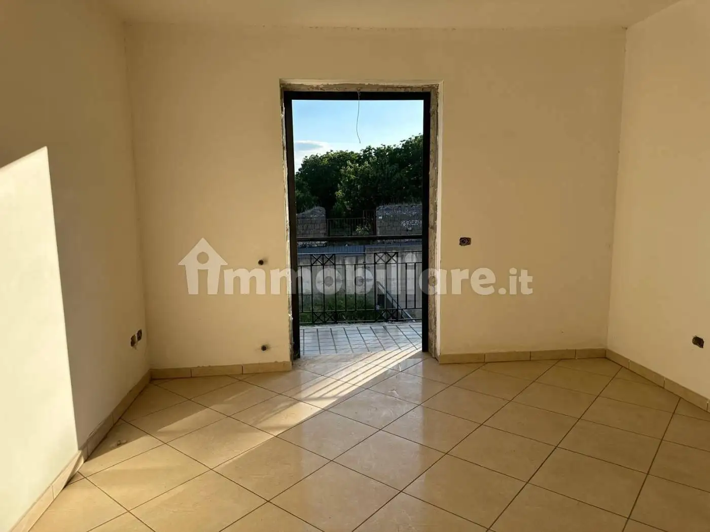 Trilocale nuovo, secondo piano, Arienzo - foto 3