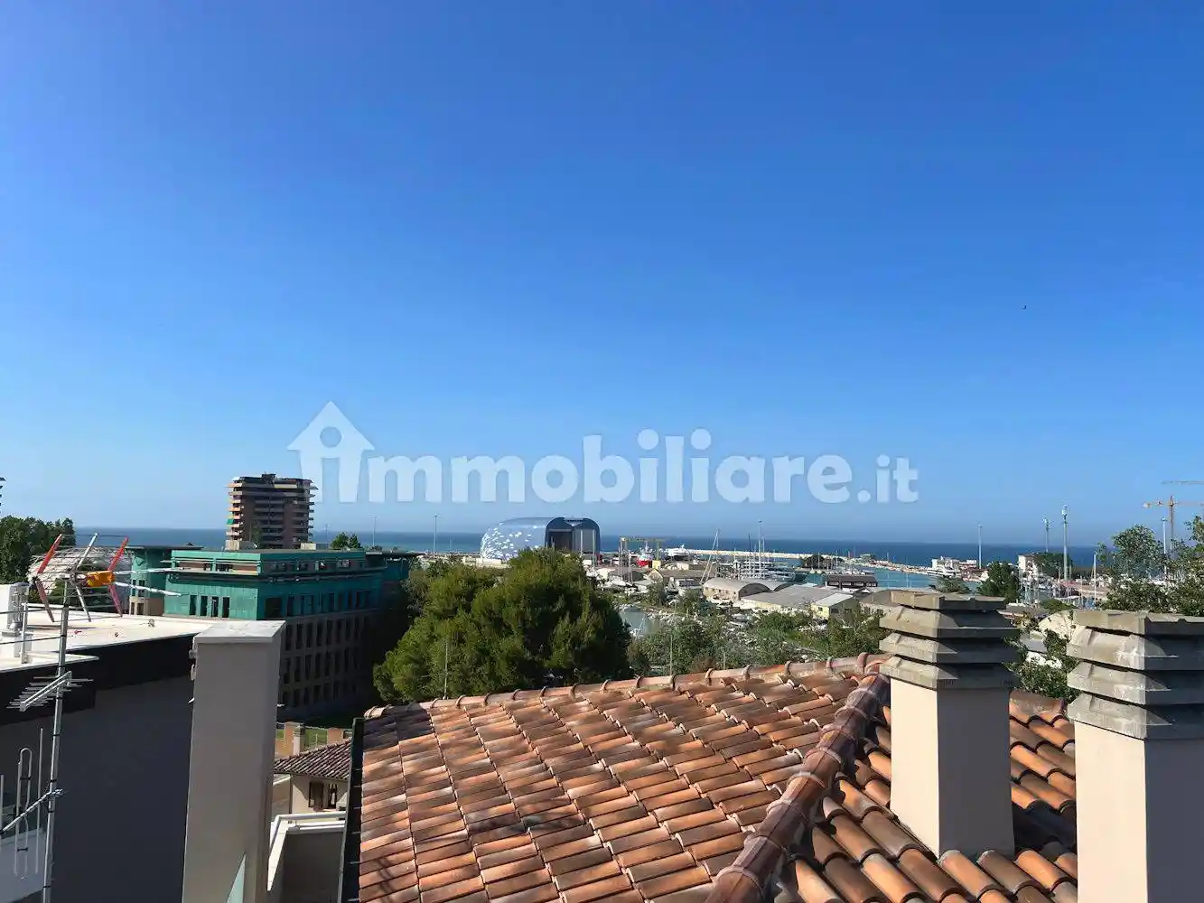 Attico Lungofoglia delle Nazioni, Baia Flaminia, Pesaro - foto 3