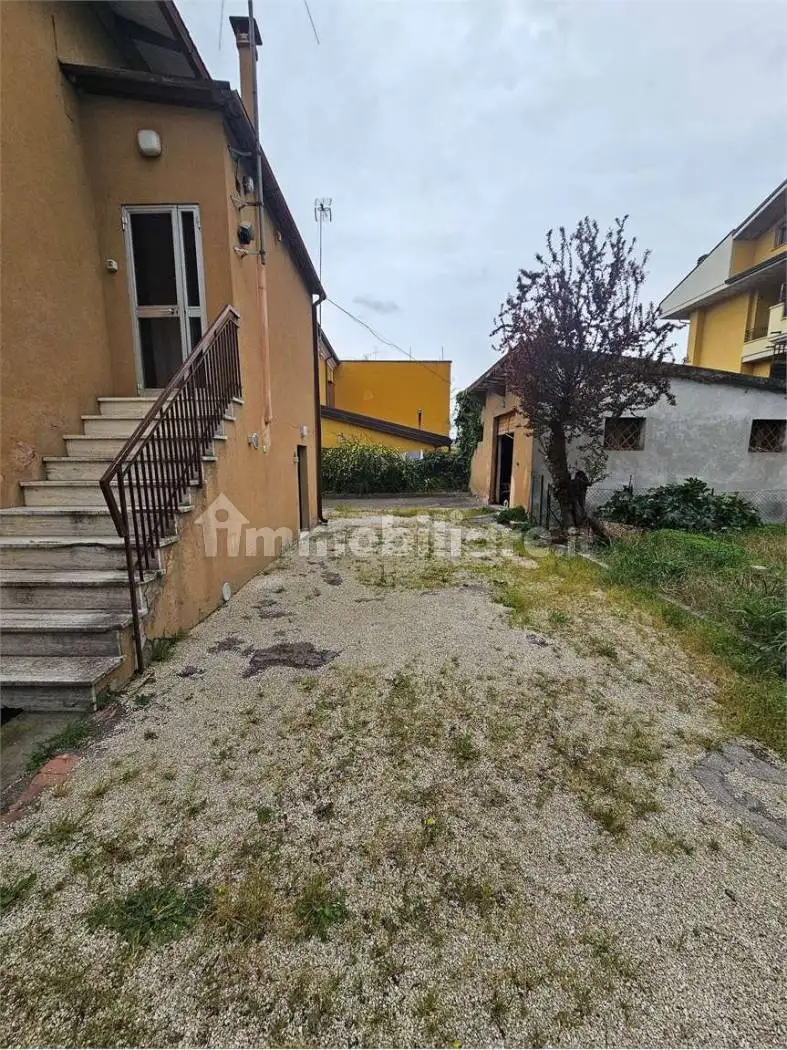 Casa indipendente in vendita a Savignano sul Rubicone
