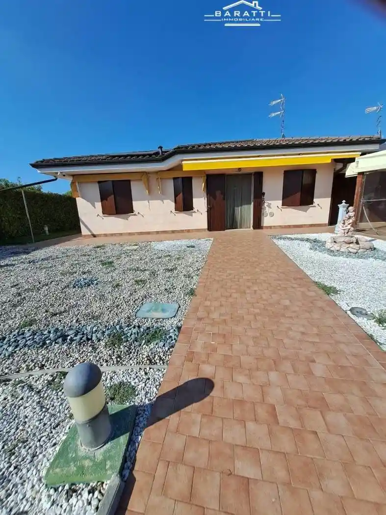 Villetta a schiera in vendita a Poggio Rusco