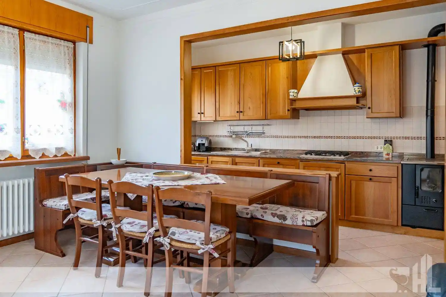 Appartamento in vendita a Tambre