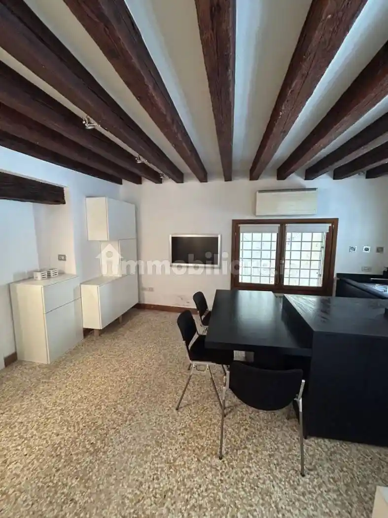 Bilocale Calle del Magazen 2548/a, San Polo, Venezia - foto 2