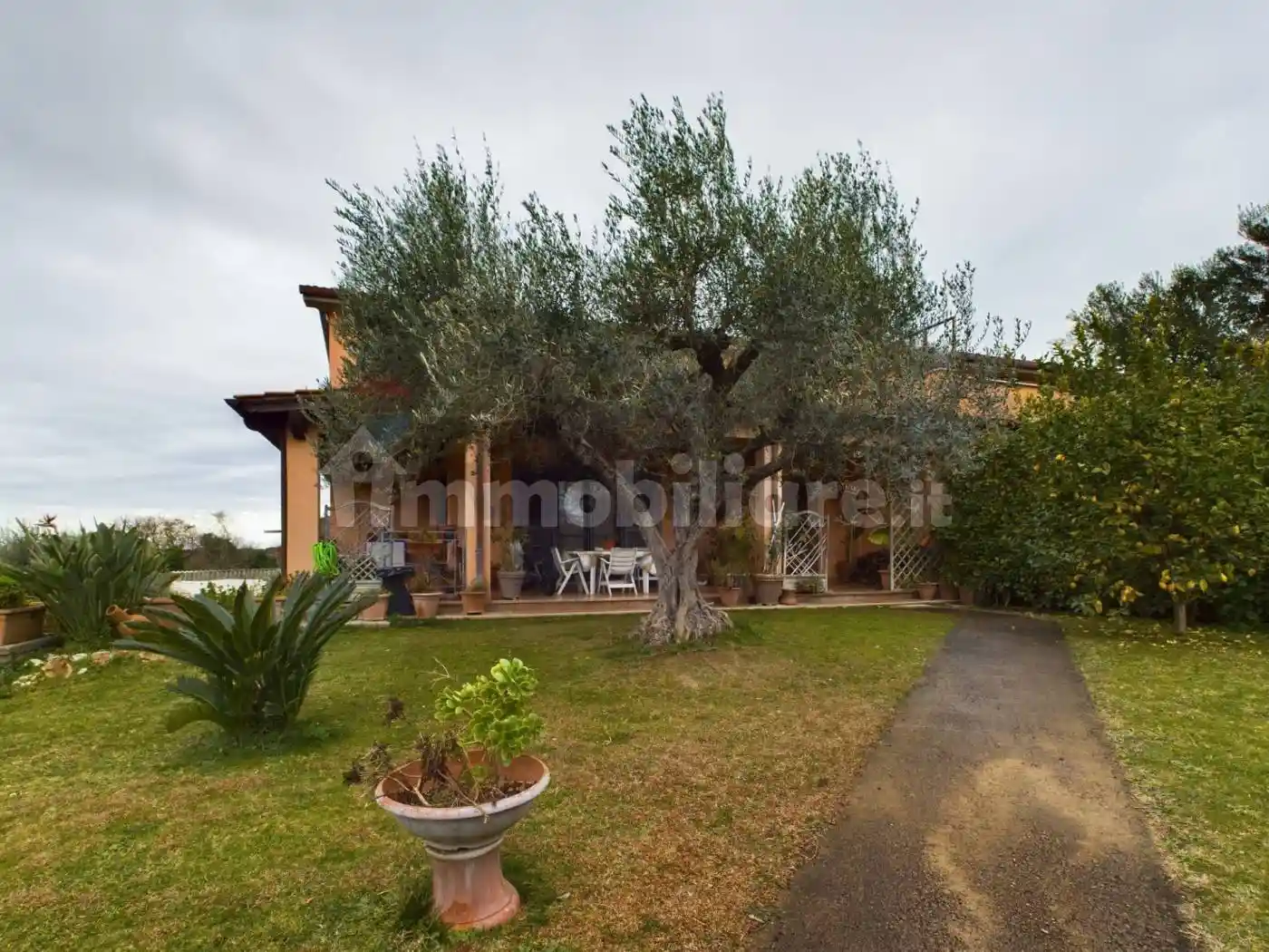 Appartamento in vendita a Formello