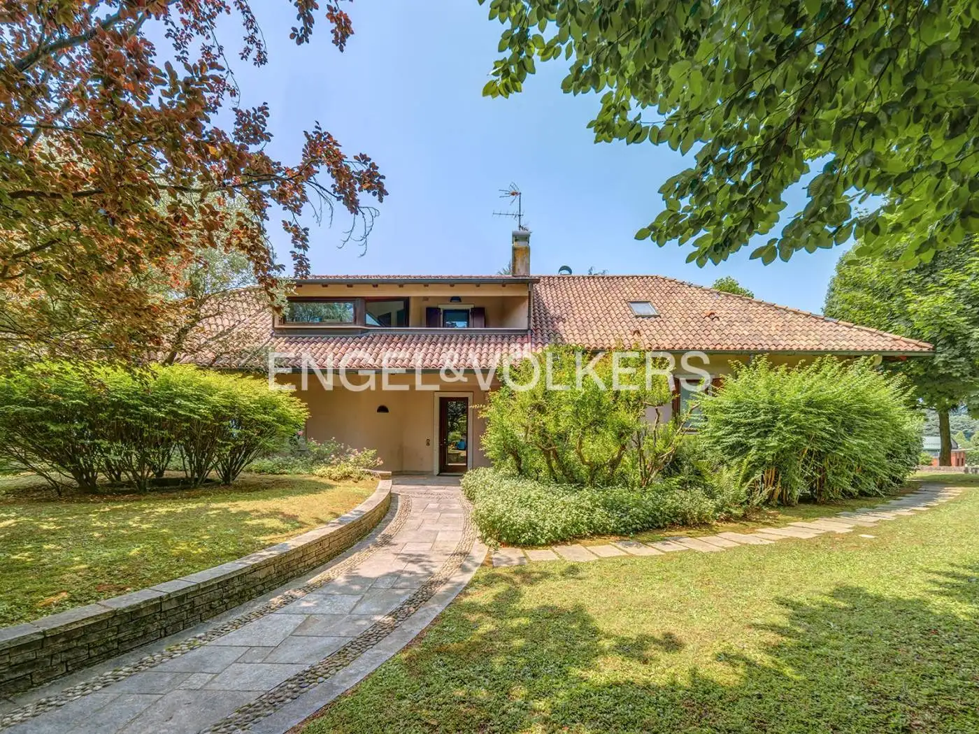 Villa in vendita a Barzago