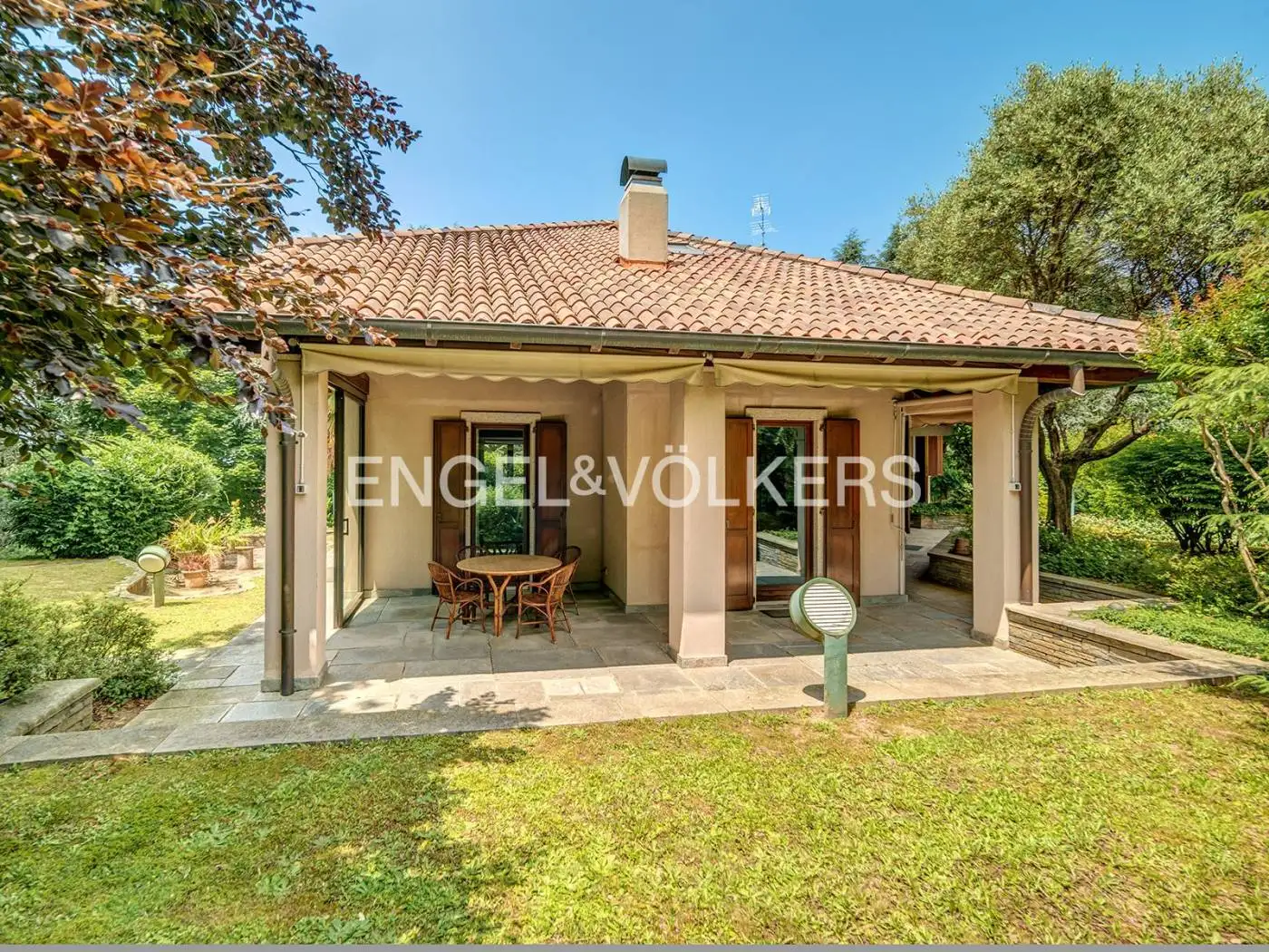 Villa unifamiliare, ottimo stato, 540 m², Centro, Barzago - foto 2