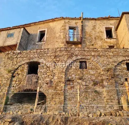 Rustico - Casale in vendita a San Mauro Cilento