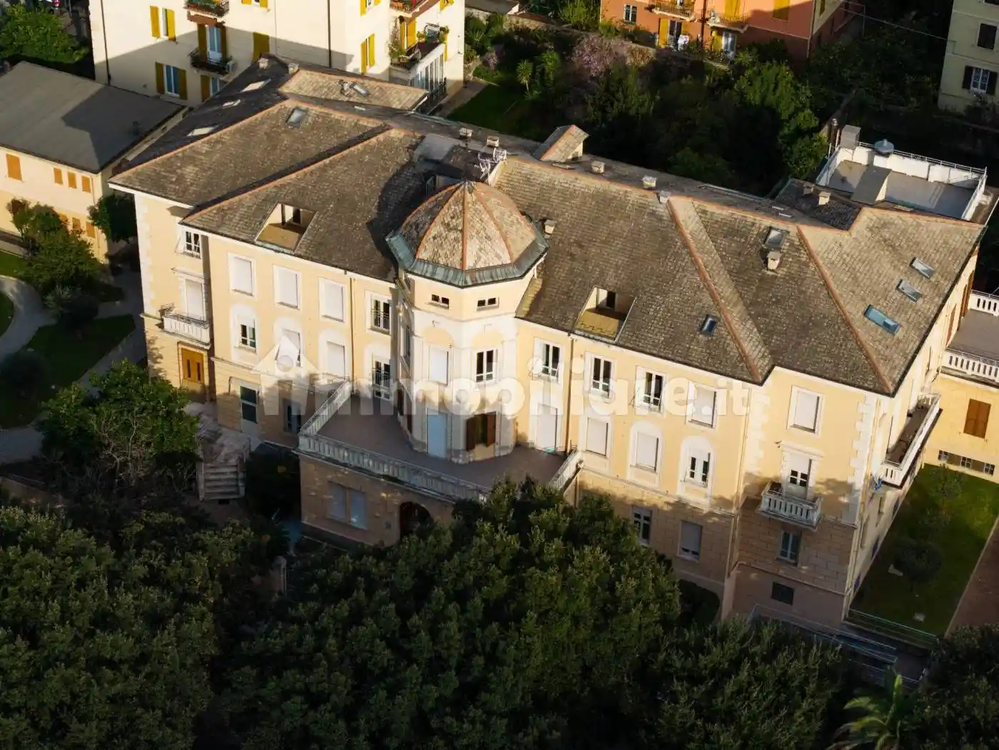 Palazzo - Edificio in vendita a Chiavari