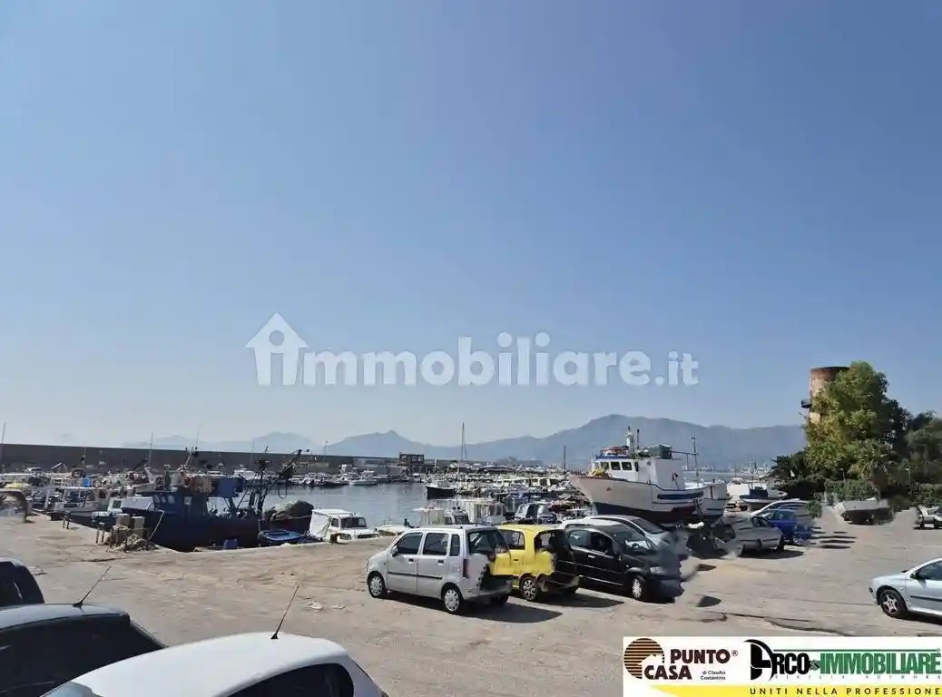 Appartamento in vendita a Palermo