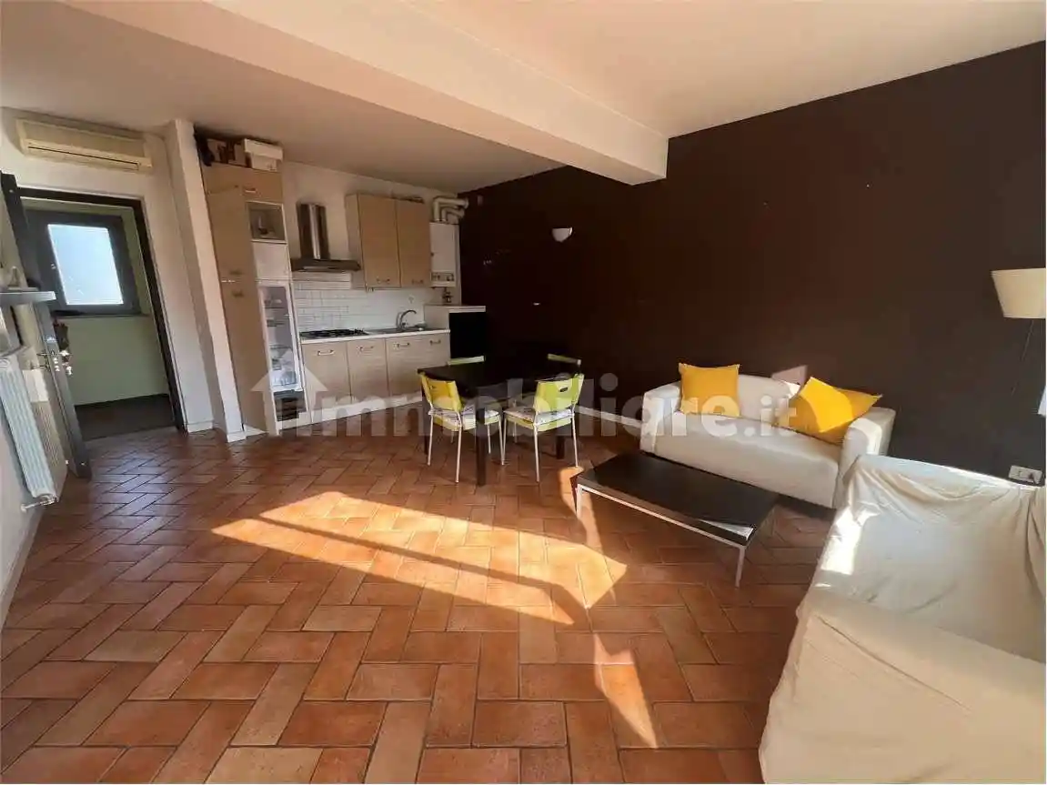 Appartamento in vendita a Piacenza