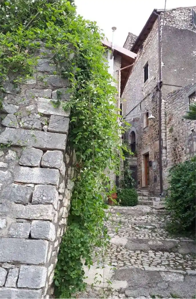 Appartamento in vendita a Sermoneta