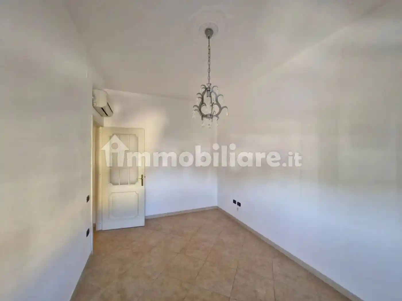 Villa unifamiliare via Evangelista Torricelli No Number, Grilli - Torricelli, Cagliari - foto 4