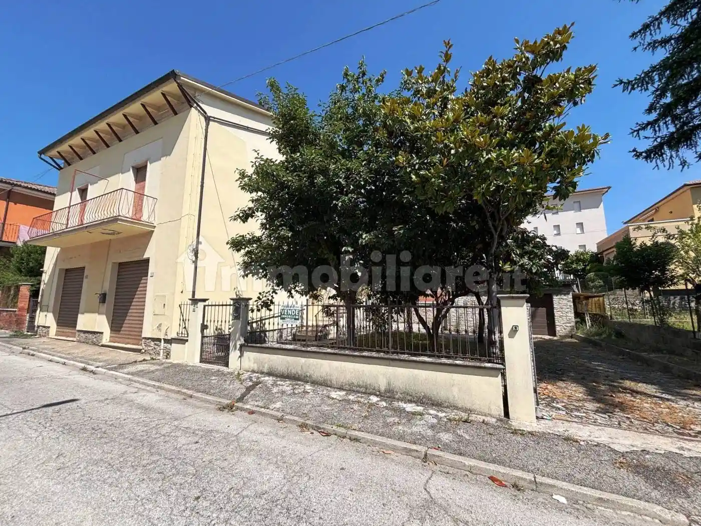 Casa indipendente in vendita a San Severino Marche