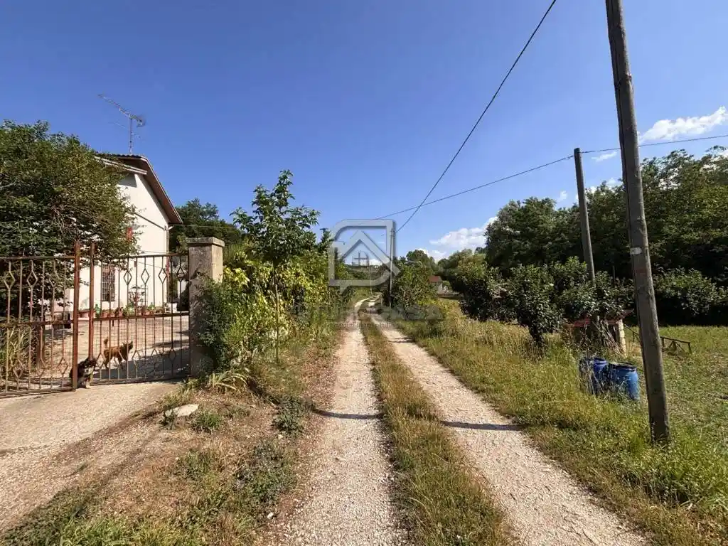 Terratetto unifamiliare 70 m², buono stato, Ariano Irpino - foto 3