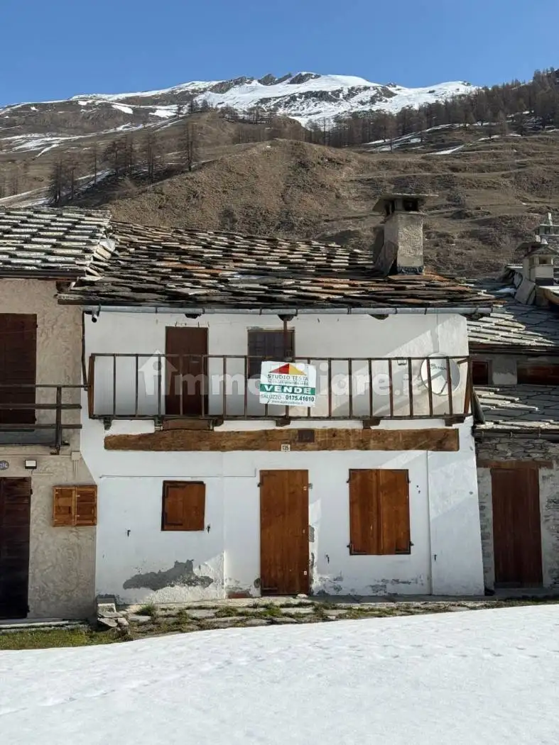 Casa indipendente in vendita a Pontechianale