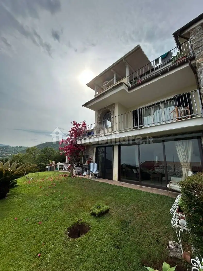 Villa in vendita a Santa Marina