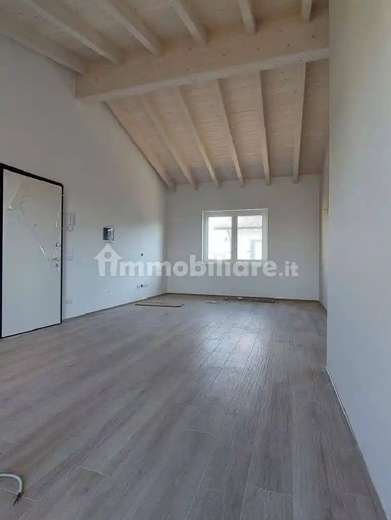 Villa in vendita a Calcio