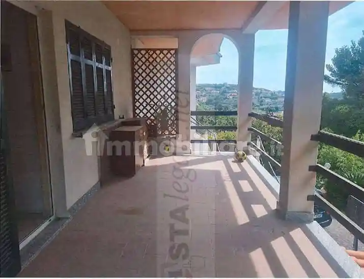 Villa in vendita a Toirano