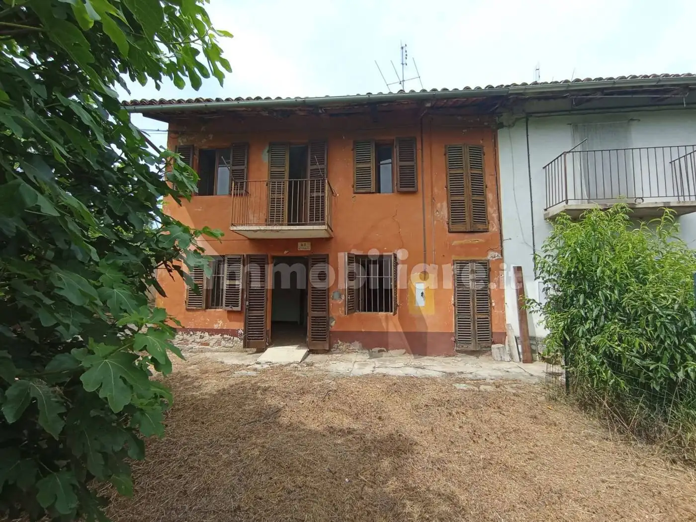 Rustico - Casale in vendita a Asti