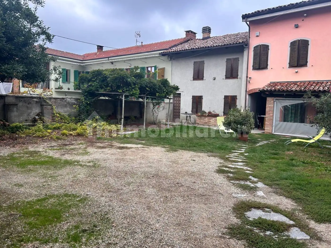 Villetta a schiera in vendita a Celle Enomondo